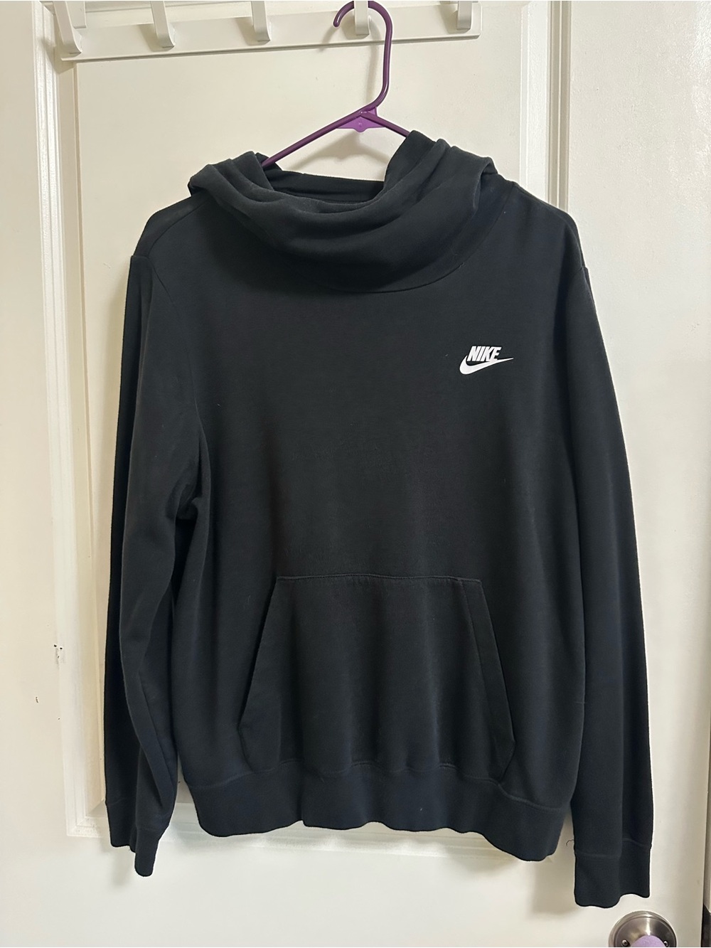 Nike Black Pullover Hoodie Sweatshirt